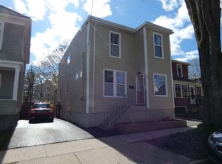 2072 Kline St, Halifax, NS B3L2X3