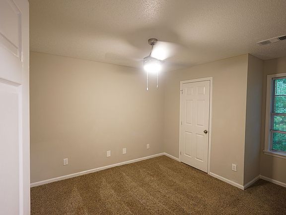 3rd image of 5050 36th Ave E #208