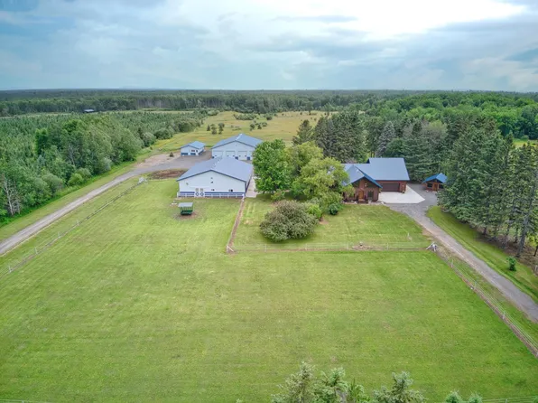 4193 Town Rd #187, Kabetogama, MN 56669