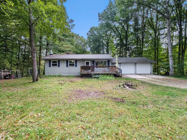 14478 Duffield Rd, Montrose, MI 48457