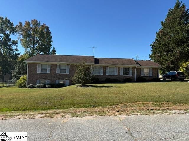 1st image of 28 Maria Louisa Ln