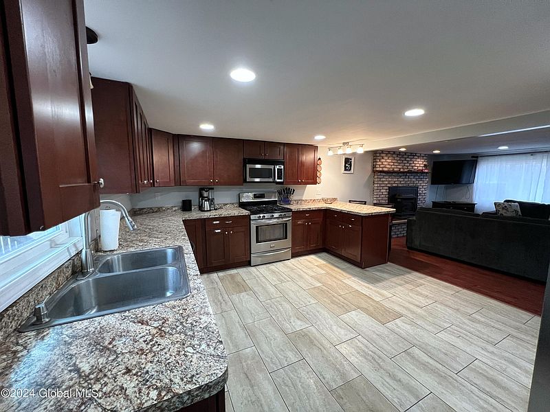 4th image of 111 Tripoli Road
