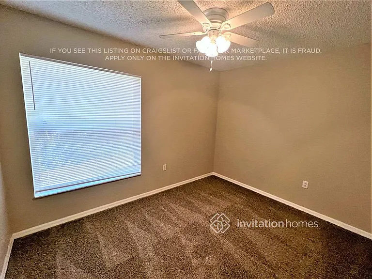 2759 Kingsdale Dr — Photo 6