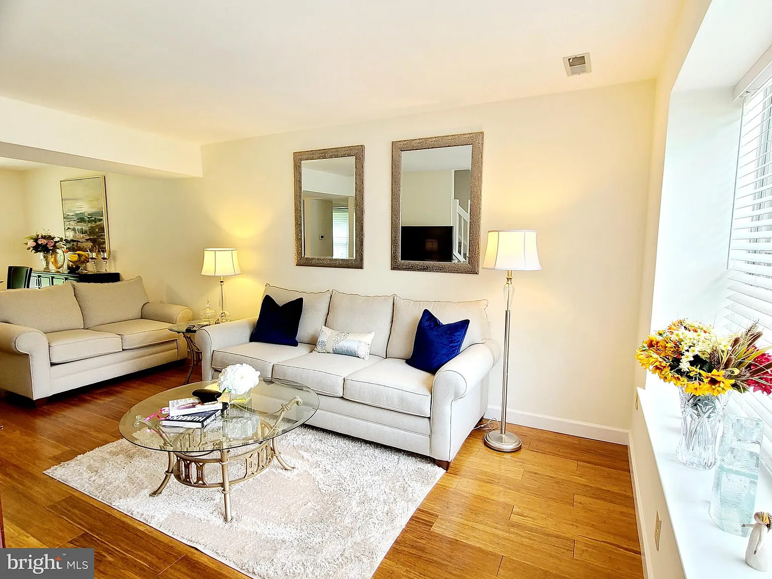 2 bed, 2.5 bath, 1160 sqft, $2,450 — Photo 4