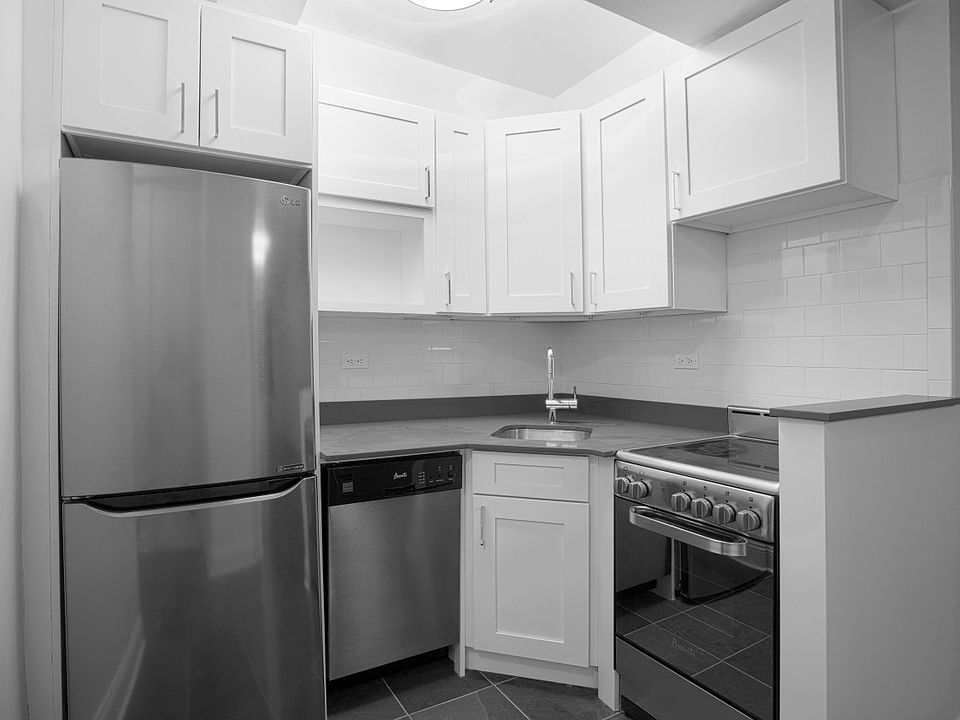 1st image of 208 W 23rd St APT 211