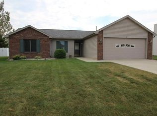 20412 Pasada Dr, Monroeville, IN 46773