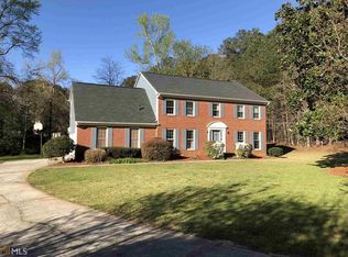 365 Brandon Mill Cir, Fayetteville, GA 30214