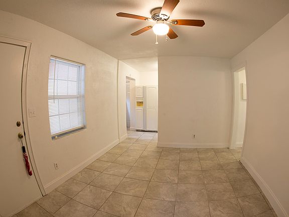 2nd image of 2412 Gillis St