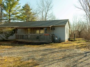 9485 Rawsonville Rd, Belleville, MI 48111