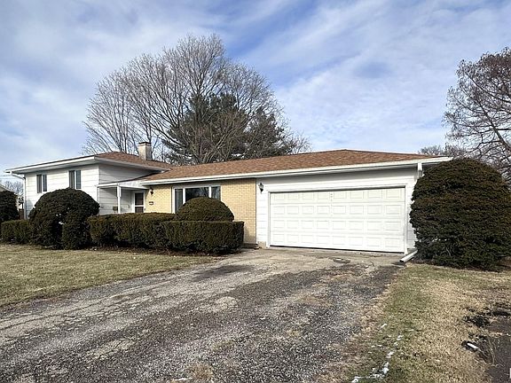 2nd image of 1839 Robertson Ave