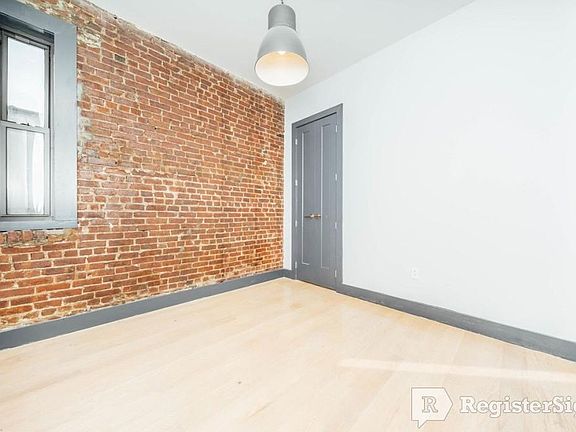 4th image of 1033A Dekalb Ave