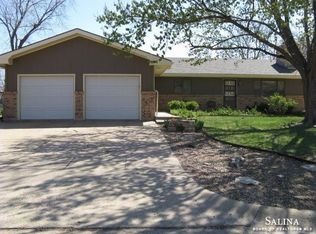 753 Manchester Rd, Salina, KS 67401