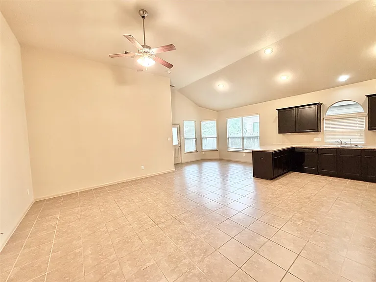 25410 Saddlebrook Champion Way — Photo 2