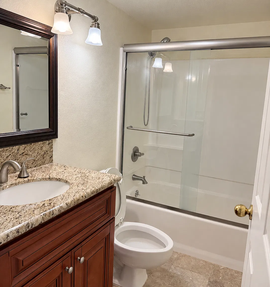 3 bed, 3.5 bath, 1969 sqft, $3,800 — Photo 4