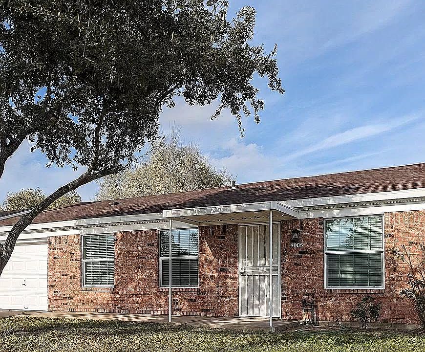 1st image of 4005 Cottonwood St