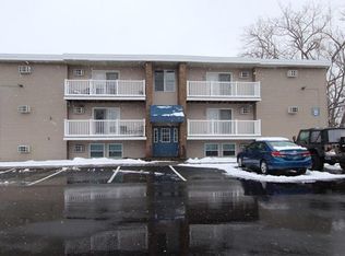 20 Town Garden Dr APT 10, Liverpool, NY 13088
