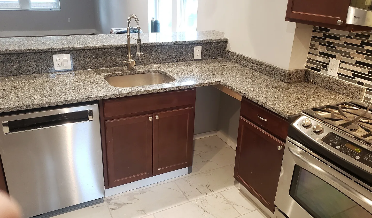 500 Halsey Ave - Apt 1 — Photo 3