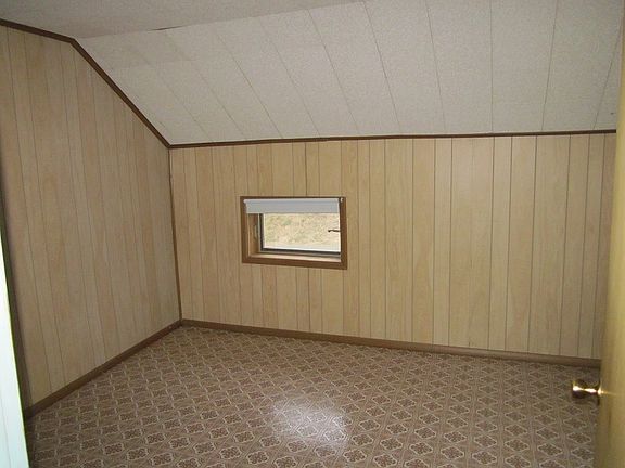 3rd image of 21 Health St