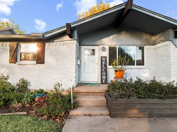 1310 Airline Dr, Grapevine, TX 76051