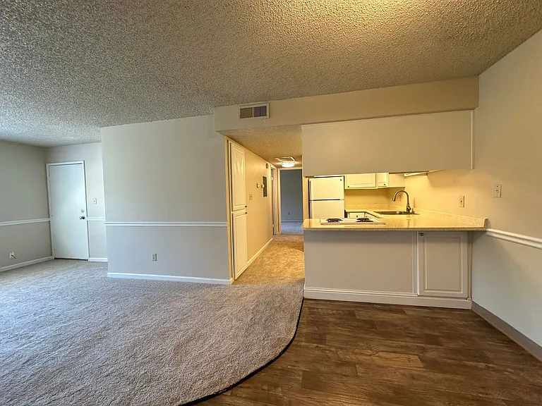 Northridge Terrace Apartments at 4900-4948 Stamas Lane, Fair Oaks California — Photo 60