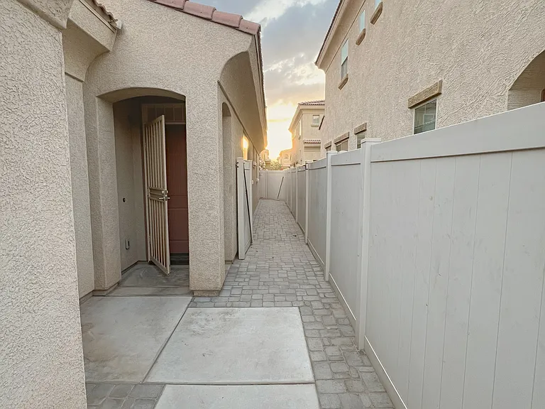 1367 S Country Club Dr #1058 — Photo 21