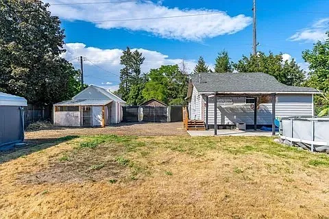 2 bed, 685 sqft, $1,900 — Photo 3