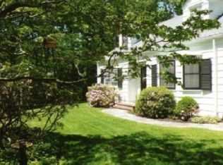 21 Ingrid Rd, Setauket, NY 11733