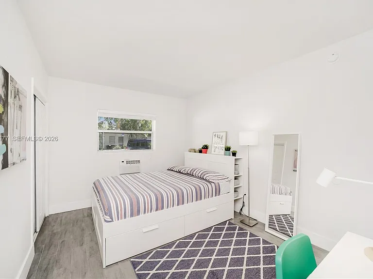 770 NE 123rd St #24 — Photo 7