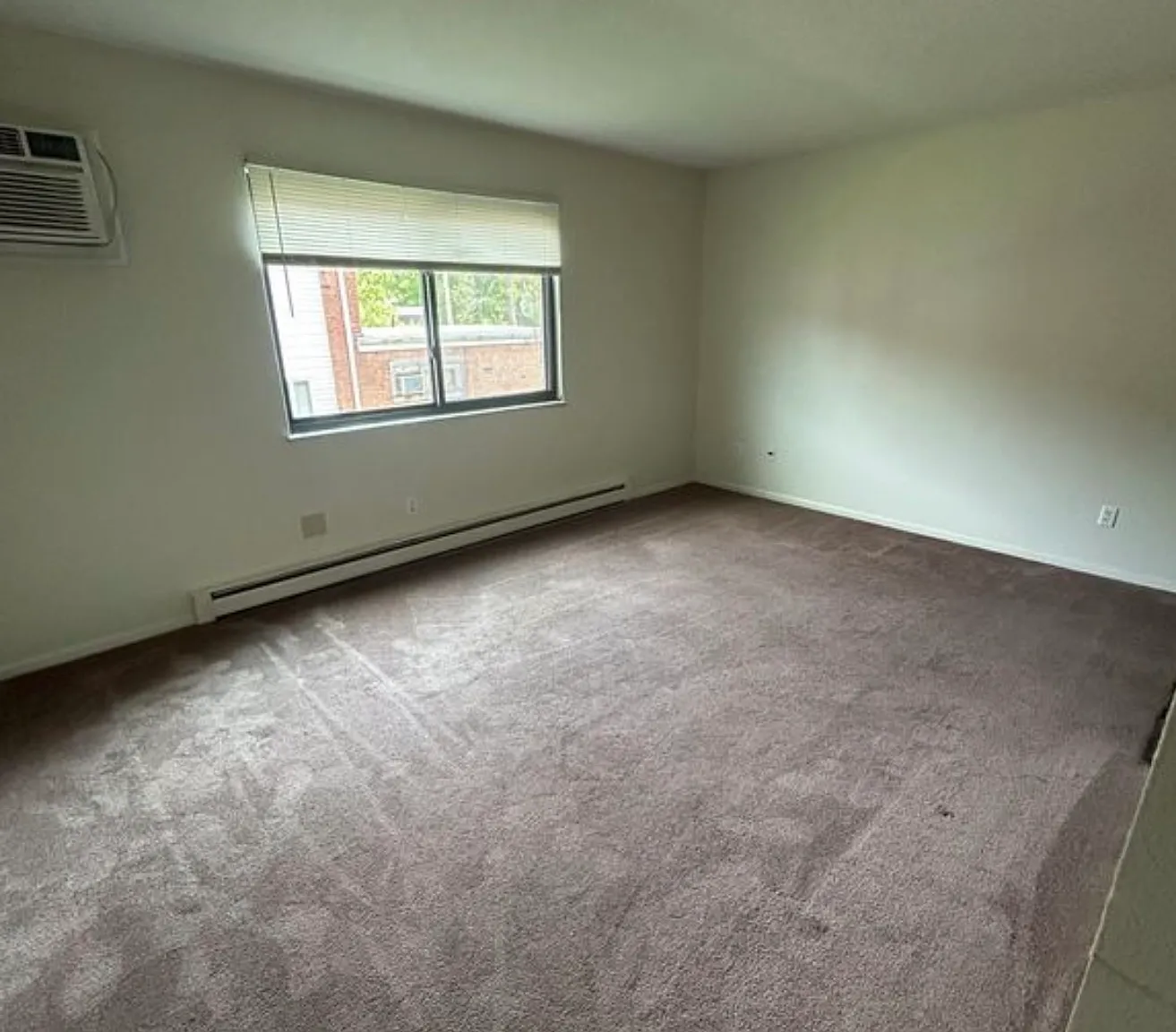 Remington Place - 20 — Photo 3