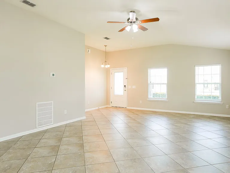 252 Colorado Springs Way — Photo 4