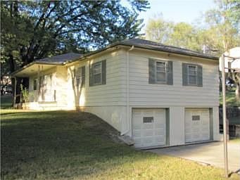 4th image of 1307 S 81st St