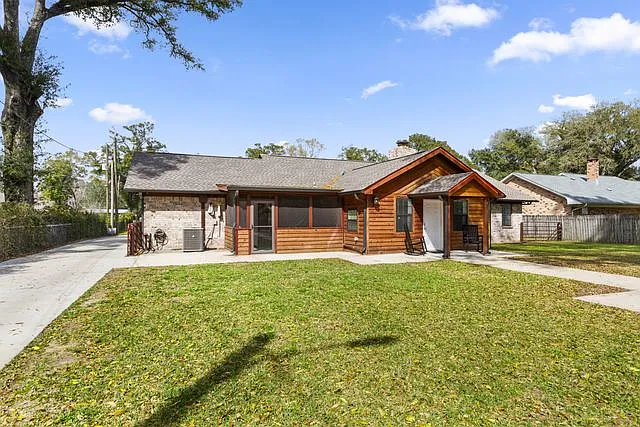 2913 Longleaf Dr — Photo 21