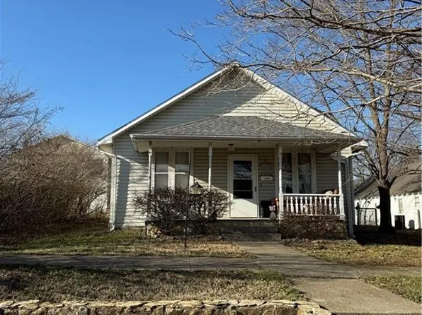 104 Miami St, Burlington, KS 66839