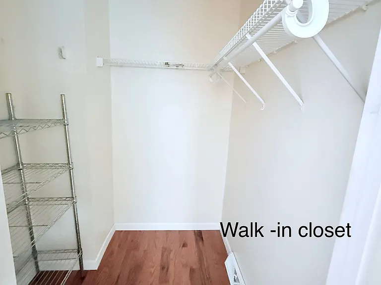 Second bed room walk in closet
