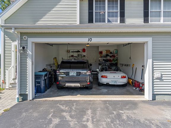5th image of 10 Blossom Ln #10