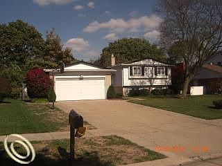 1st image of 21160 Dartmouth Dr
