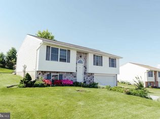 108 Treeline Dr #L-0181, Newmanstown, PA 17073