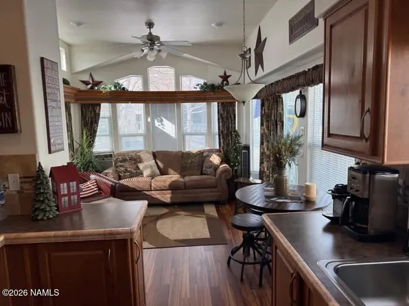 17550 S Munds Ranch Rd #329, Munds Park, AZ 86017