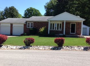 231 SE 1st St, Loogootee, IN 47553