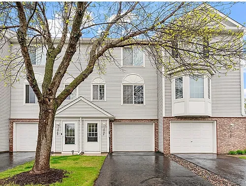 16190 71st Ln NE Photo 1