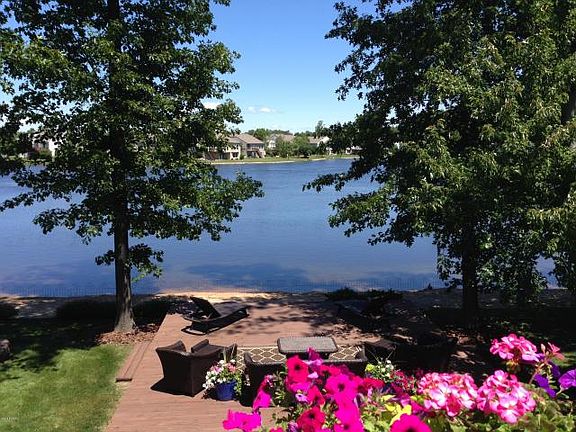 2nd image of 6890 Westshire Dr