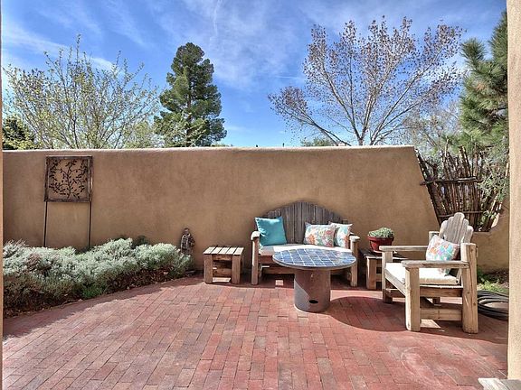 4th image of 3000 La Mancha Dr NW