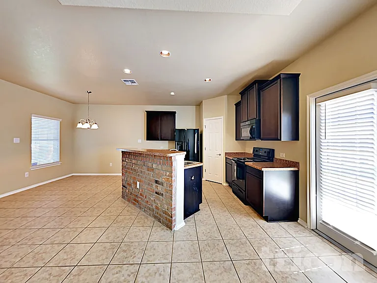 3846 Bogie Way — Photo 7