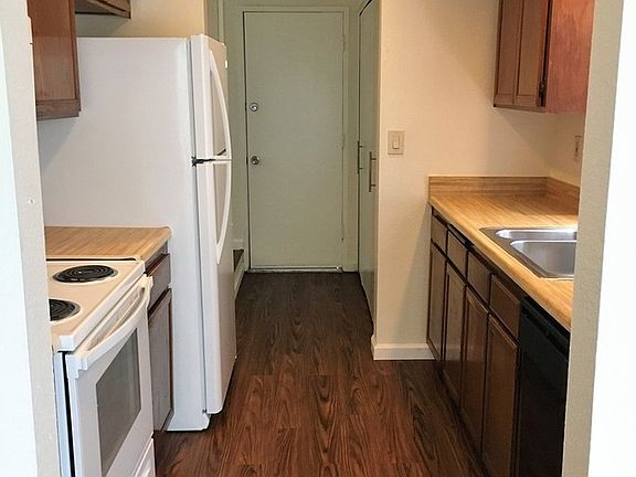 4th image of 7388 Tooma St #189