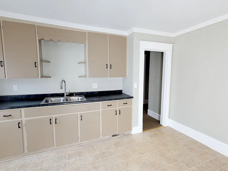 838 Park Ave #840 — Photo 12
