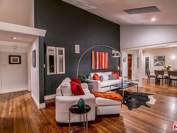 5th image of 3042 Hollycrest Pl