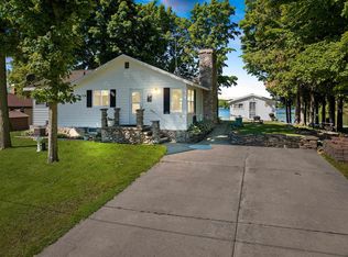 9351 N Kelly Lake Rd, Suring, WI 54174