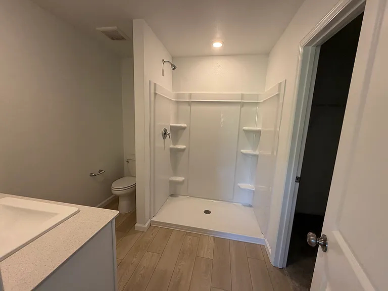 357 Artemis St — Photo 40
