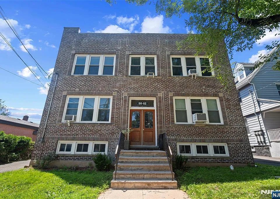 60-62 Elmwood Ave