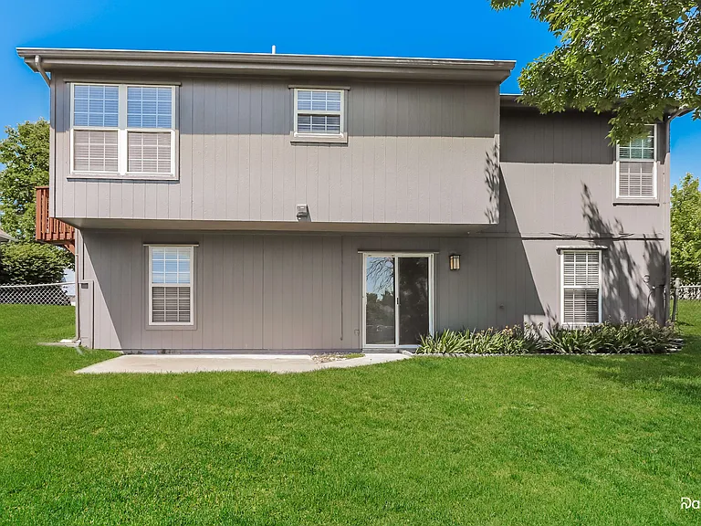 611 Willow Brook Dr — Photo 15